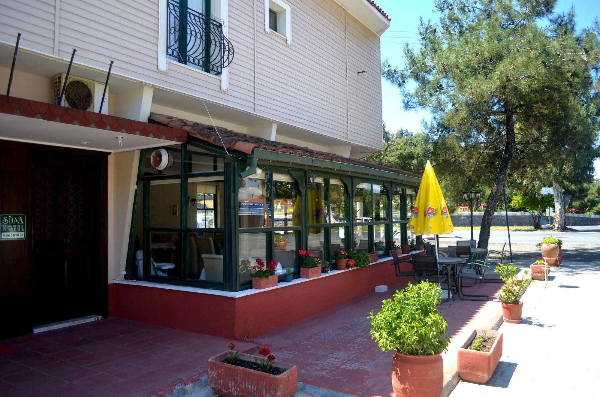 Silva Hotel Ayvalik Exterior photo