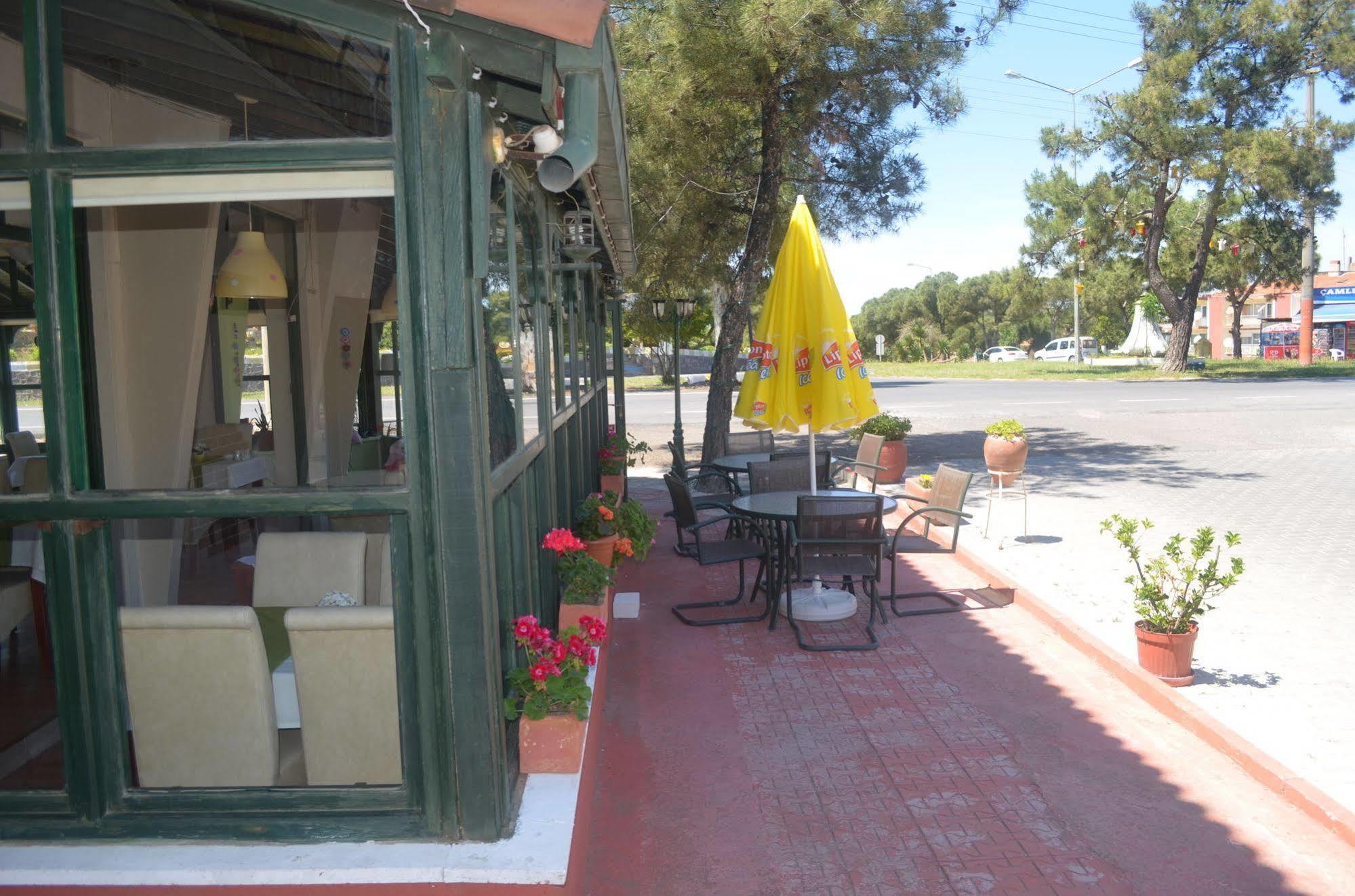Silva Hotel Ayvalik Exterior photo