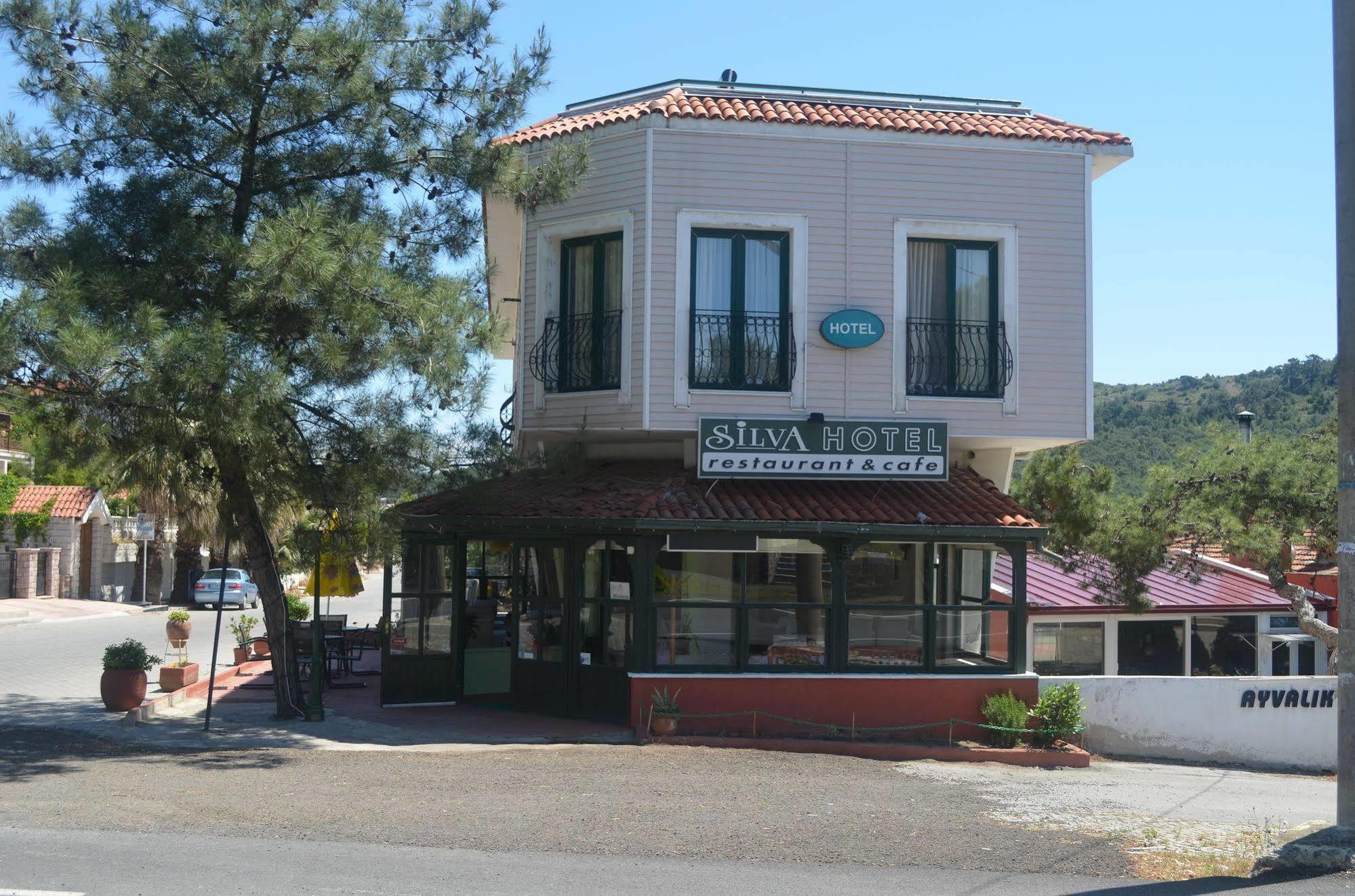 Silva Hotel Ayvalik Exterior photo